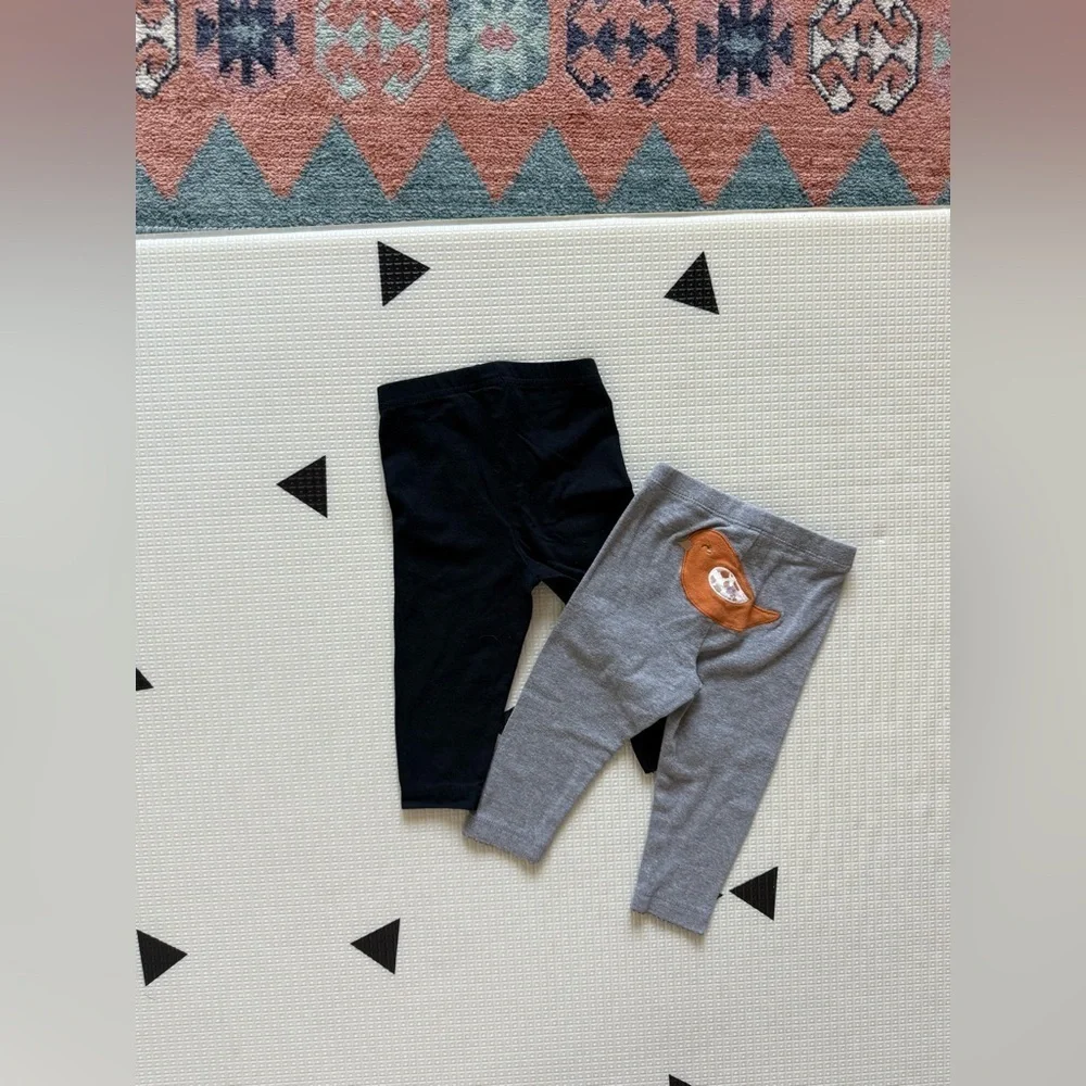 Carters|Baby girl lot of two leggings,solid Black & Gray with bird print back•9M